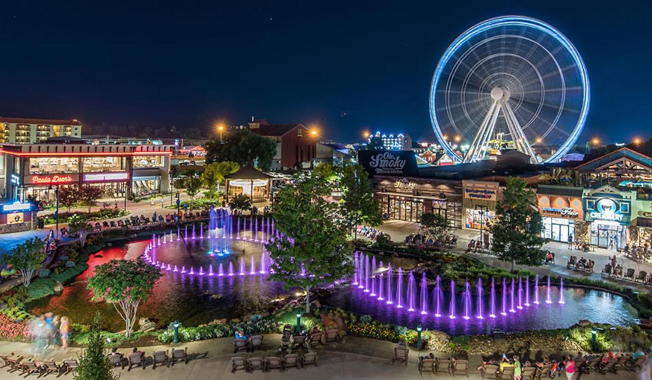 Mountain Flower Pigeon Forge Exterior photo